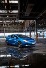 Holden Astra VXR 2015 года